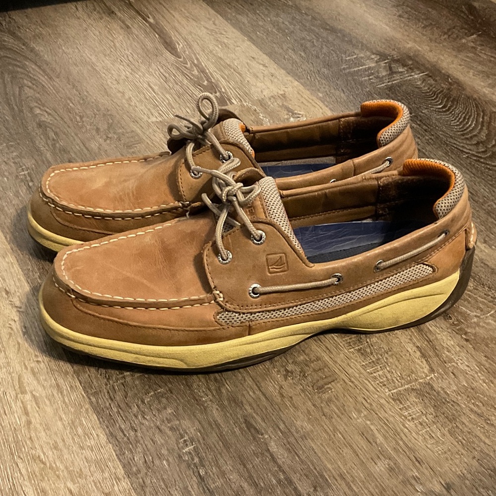 Sperry Men's Tan and Cream Boat Shoes